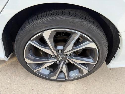 2019 Honda Civic Touring