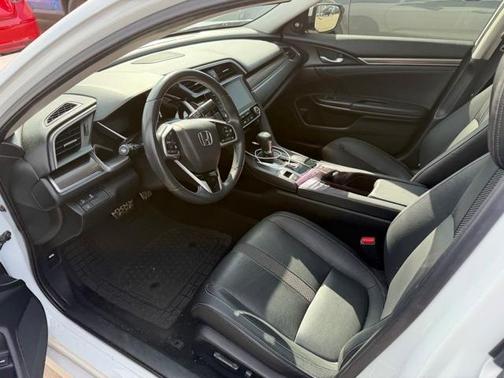 2019 Honda Civic Touring