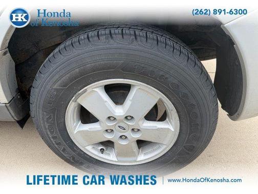 2009 Ford Escape XLS