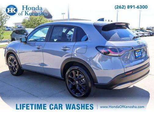 Urban Gray Pearl 2024 Honda HR-V Sport