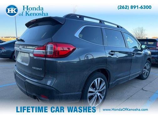 Magnetite Gray Metallic 2021 Subaru Ascent Premium 8-Passenger
