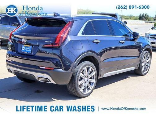 Stellar Black Metallic 2022 Cadillac XT4 Premium Luxury