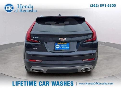 2022 Cadillac XT4 Premium Luxury