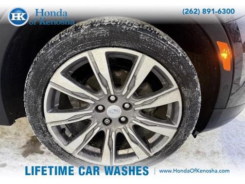 2022 Cadillac XT4 Premium Luxury