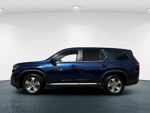 2023 Honda Pilot EX-L 8-Passenger