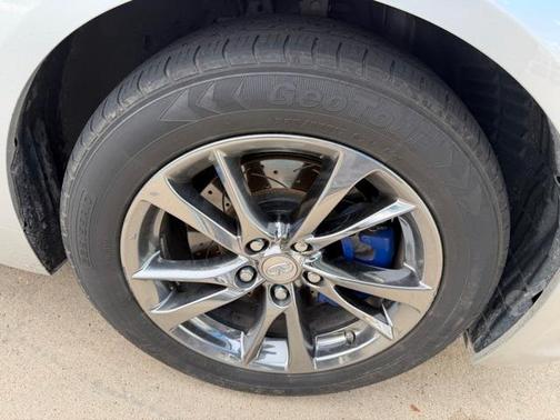 2017 INFINITI Q50 3.0T Signature Edition