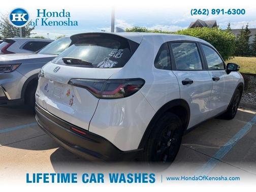 Platinum White 2025 Honda HR-V LX