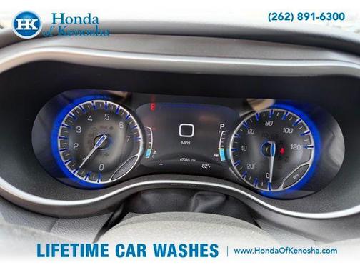 Bright White Clearcoat 2024 Chrysler Pacifica Touring-L