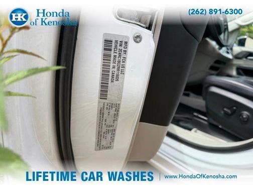Bright White Clearcoat 2024 Chrysler Pacifica Touring-L