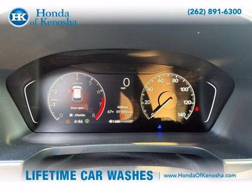 Crystal Black Pearl 2025 Honda Pilot Sport