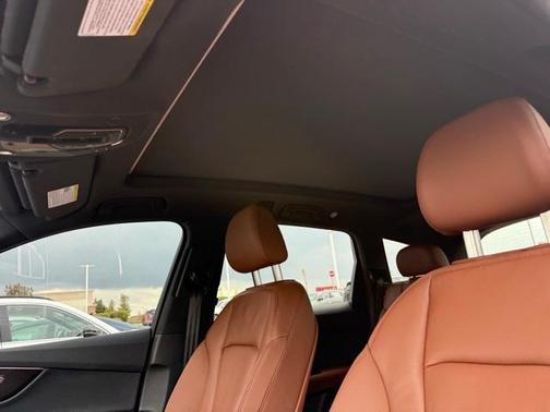 2023 Audi Q7 45 Premium
