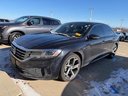 2020 Volkswagen Passat 2.0T R-Line