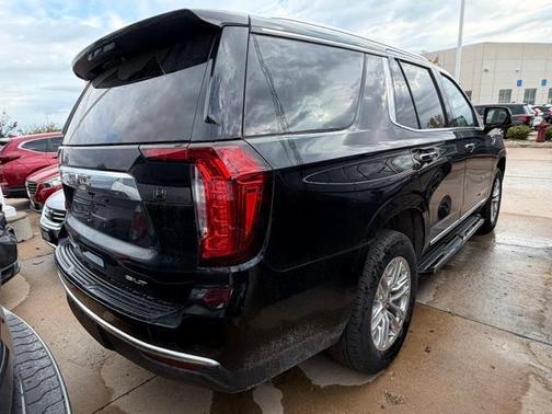 2024 GMC Yukon SLT