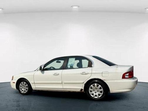 2004 Kia Optima 