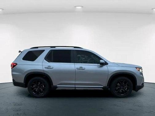 2025 Honda Pilot Touring+