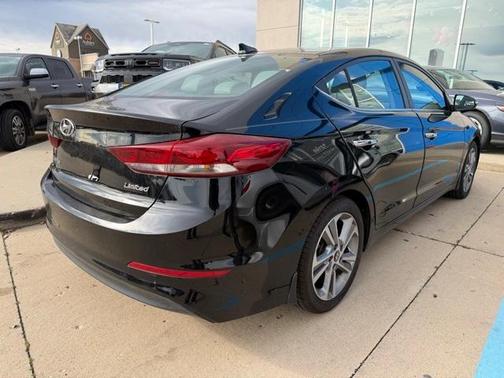 2017 Hyundai ELANTRA Limited