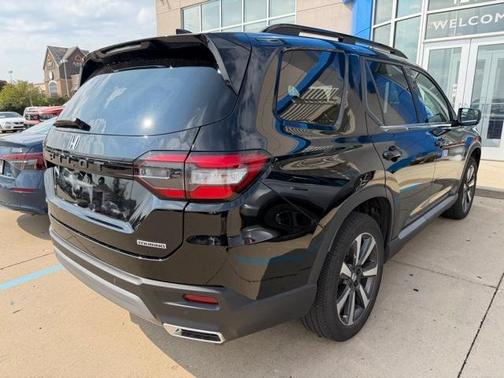 2023 Honda Pilot Touring