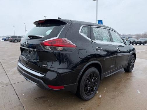 2018 Nissan Rogue S