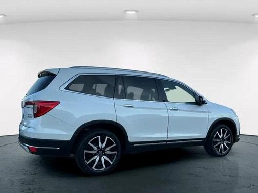 2022 Honda Pilot Elite