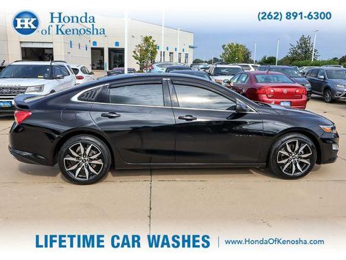 Mosaic Black Metallic 2020 Chevrolet Malibu RS