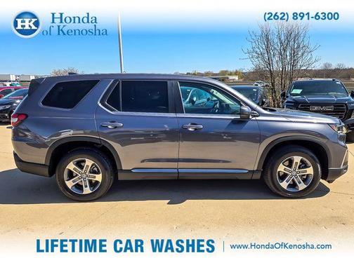 Modern Steel Metallic 2024 Honda Pilot EX-L