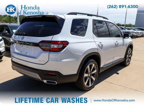 Platinum White 2025 Honda Pilot Elite