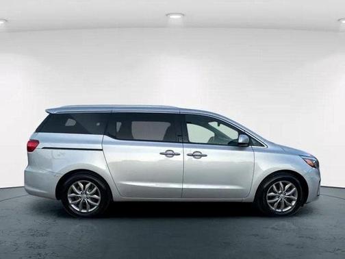 2020 Kia Sedona SX