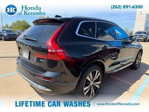 2023 Volvo XC60 B6 Ultimate Bright Theme