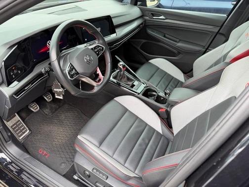 2023 Volkswagen Golf GTI 2.0T SE