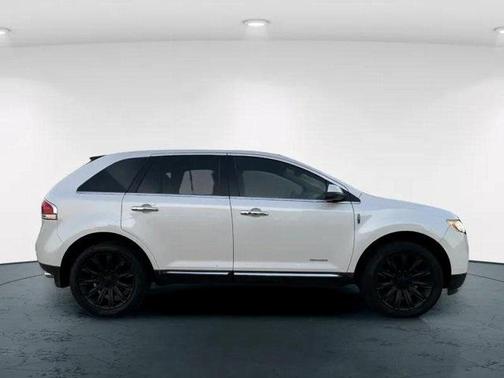 2011 Lincoln MKX Base