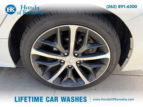 Platinum White Pearl 2024 Honda Civic Touring