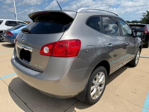 2011 Nissan Rogue SV