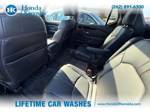 Sonic Gray Pearl 2024 Honda Pilot TrailSport