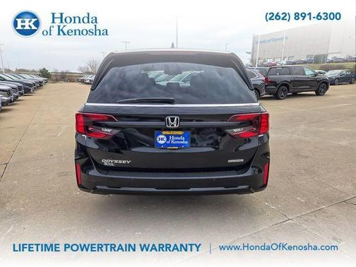Crystal Black Pearl 2026 Honda Odyssey Touring
