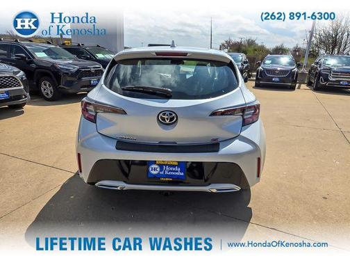 Super White 2021 Toyota Corolla Hatchback SE
