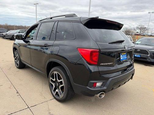 2022 Honda Passport Elite