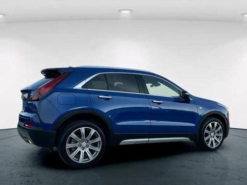 2021 Cadillac XT4 Premium Luxury