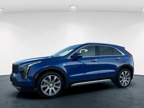 2021 Cadillac XT4 Premium Luxury