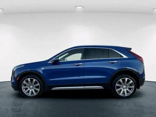 2021 Cadillac XT4 Premium Luxury