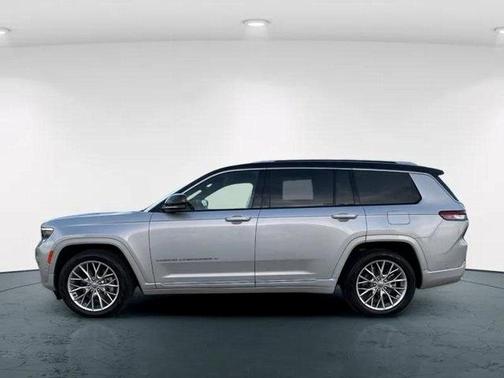2022 Jeep Grand Cherokee L Summit