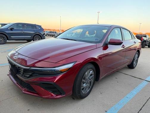 2024 Hyundai ELANTRA HEV Blue