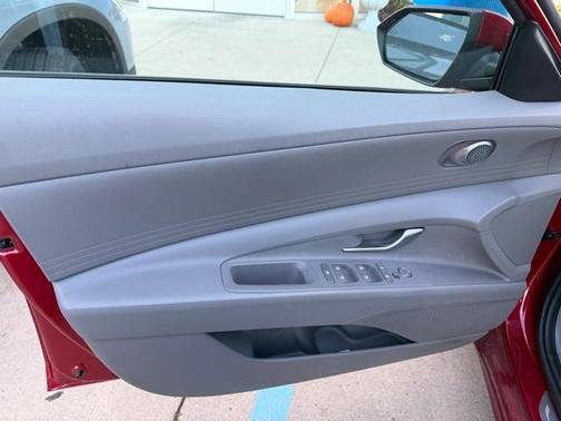 2024 Hyundai ELANTRA HEV Blue