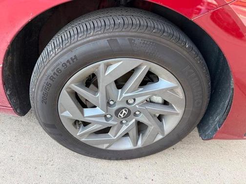 2024 Hyundai ELANTRA HEV Blue