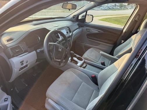 2016 Honda Pilot LX