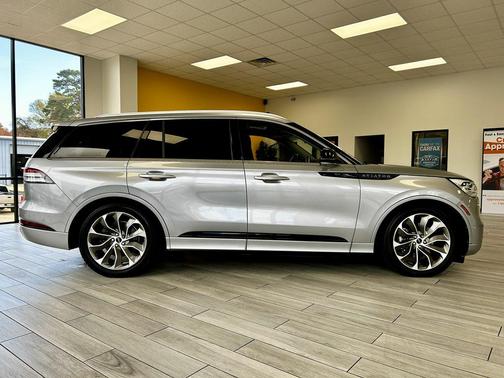 2021 Lincoln Aviator Black Label Grand Touring AWD