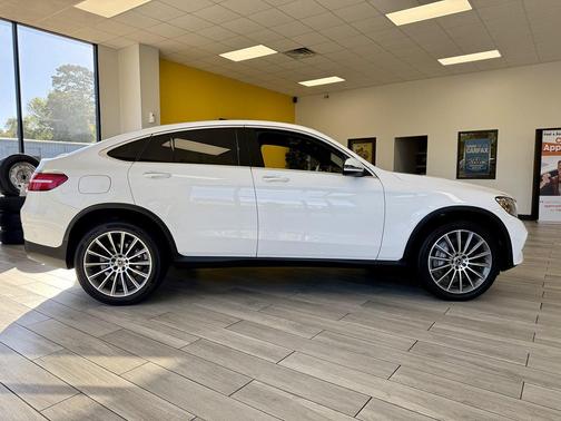 2017 Mercedes-Benz GLC 300 4MATIC Coupe