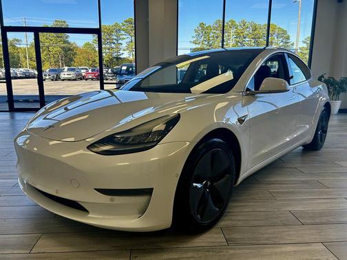 2019 Tesla Model 3 Standard Range