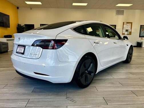 2019 Tesla Model 3 Standard Range