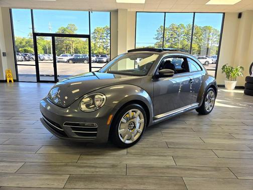 2017 Volkswagen Beetle SE