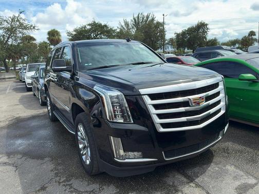 2018 Cadillac Escalade Base